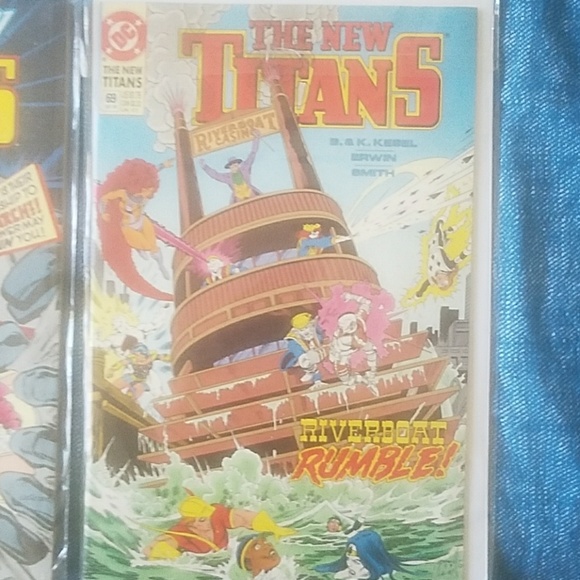 Comics - Picture 3 of 4